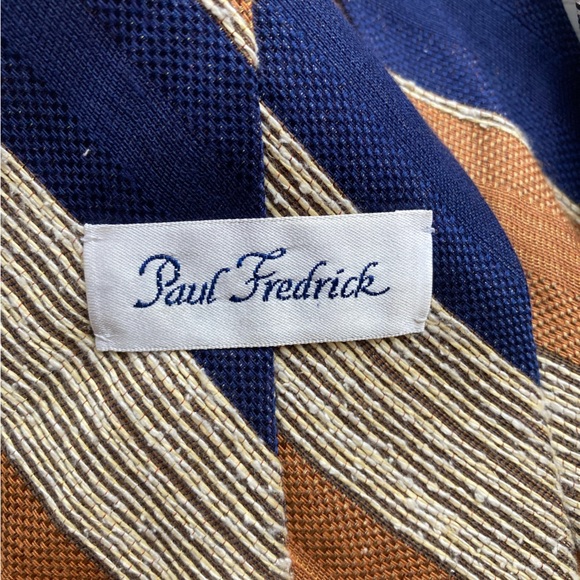 4 Neckties - Picture 3 of 5